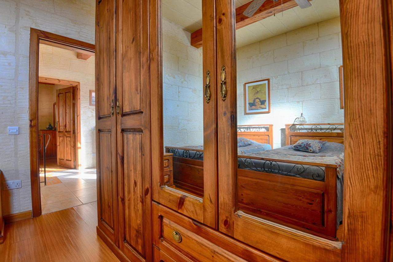 Il-Misrah Farmhouse Santu Pietru Bagian luar foto